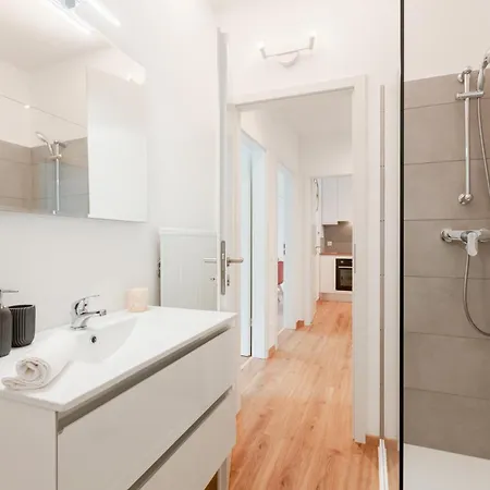 {olea} X4pax In Lugano